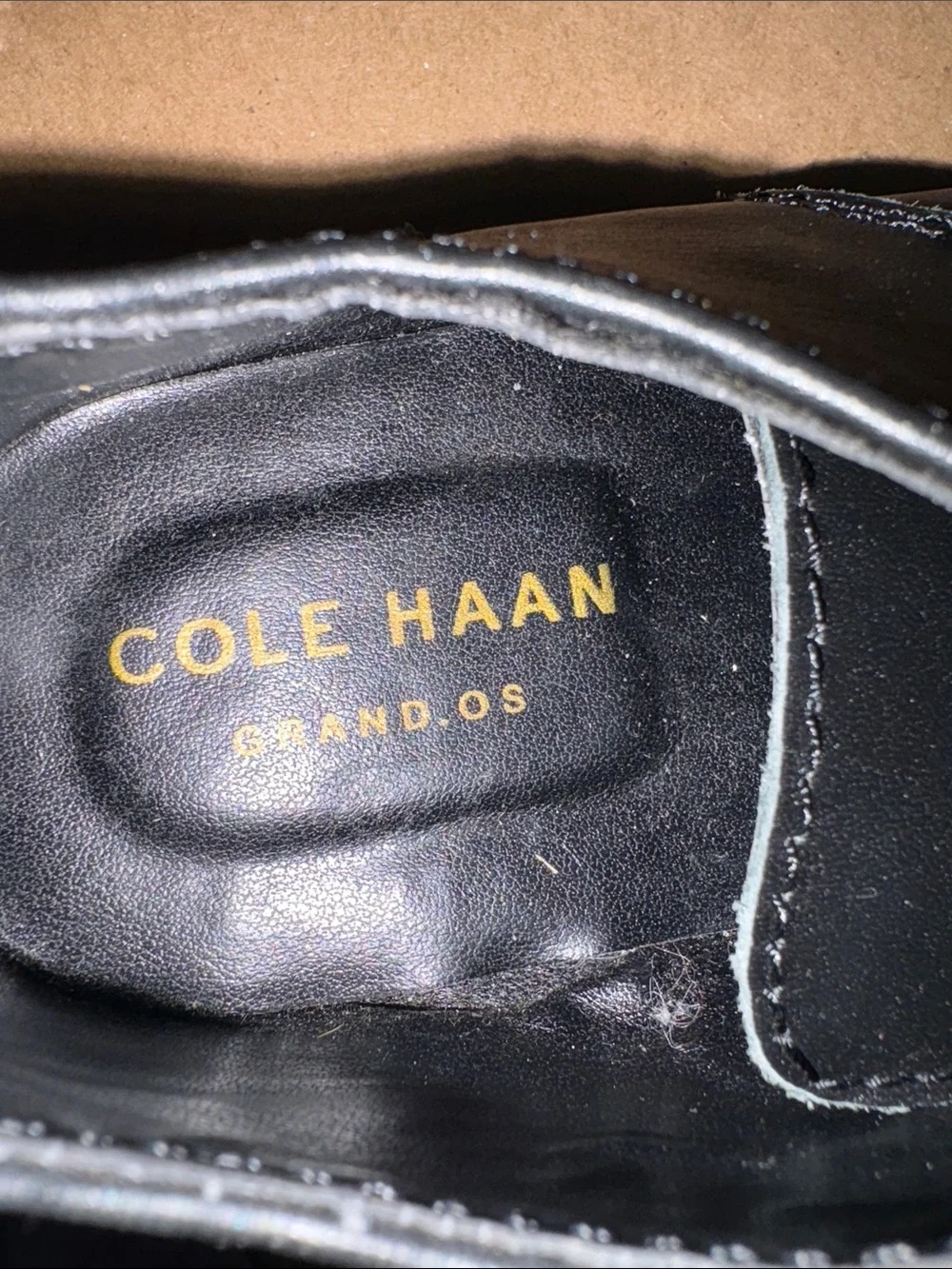 Cole Haan Black Leather Wingtip Oxfords size 1.5